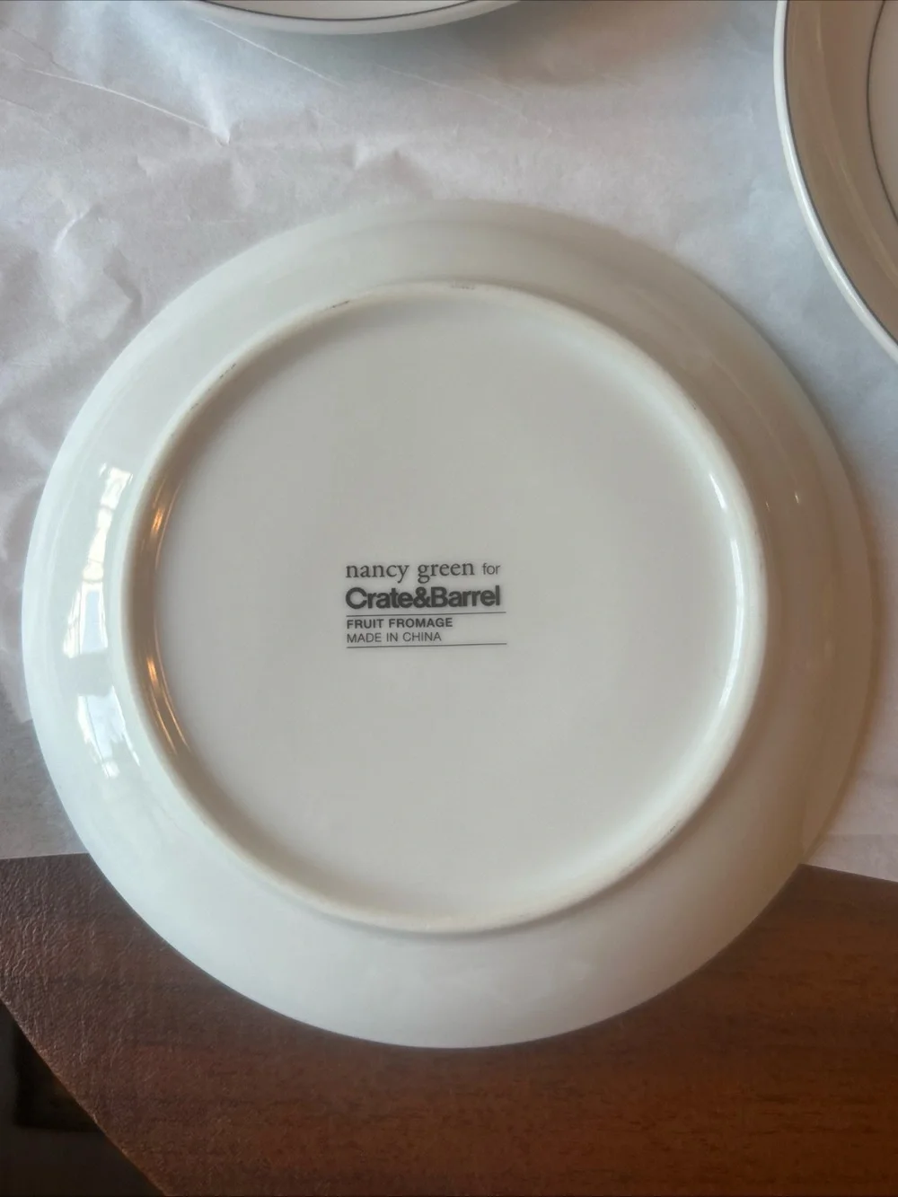 8 Crate & Barrel Nancy Green Fruit Fromage Appetizer Dessert Cheese Plates 6.5